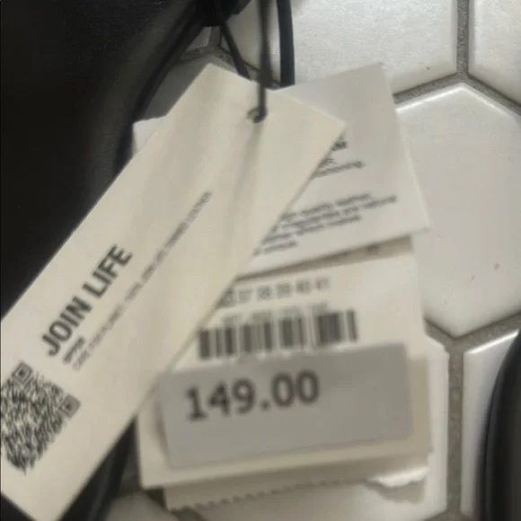 Zara Black T-Strap Sandals with Ankle Closure - Picture 2 of 5